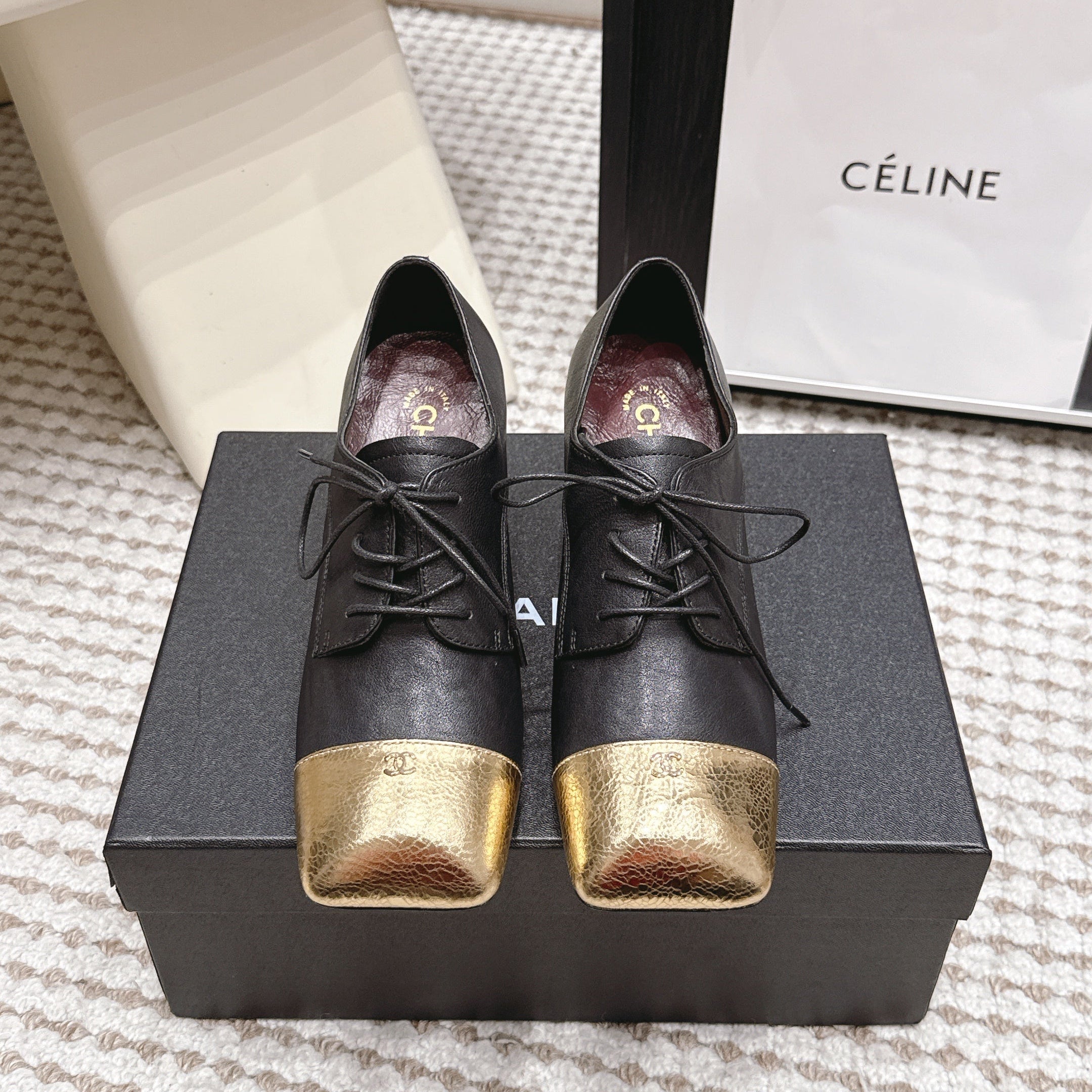 CHANEL 26S LACE-UP OXFORD HEELS IN BLACK CALFSKIN WITH GOLD TOE CAP