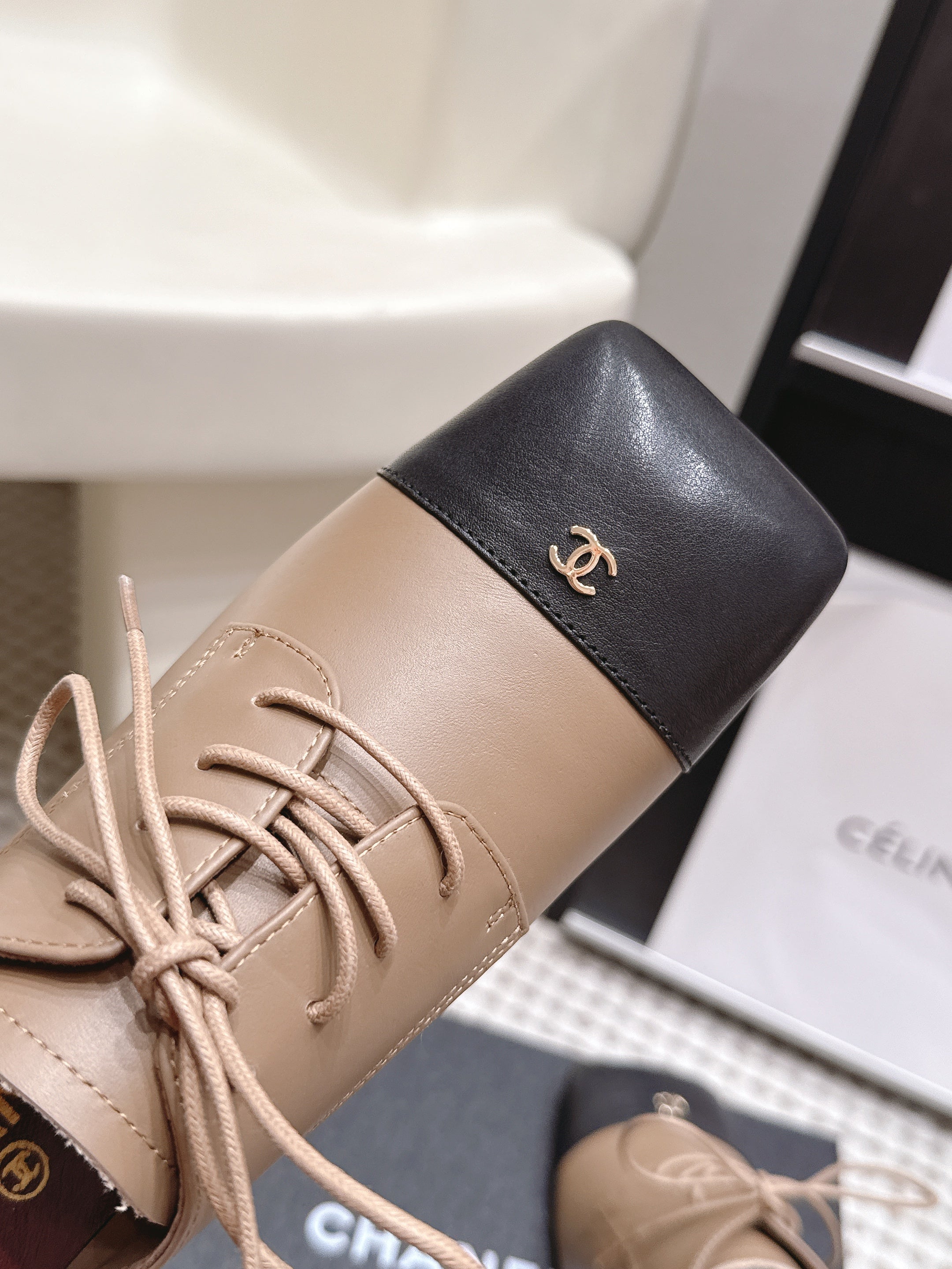 CHANEL 26S LACE-UP OXFORD HEELS IN LIGHT BROWN CALFSKIN WITH BLACK TOE CAP