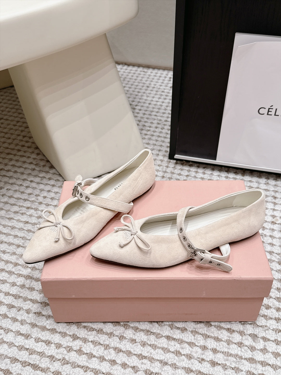 MIUMIU 26S MARY JANE BALLET IN LIGHT BEIGE SUEDE WITH BUCKLE STRAP