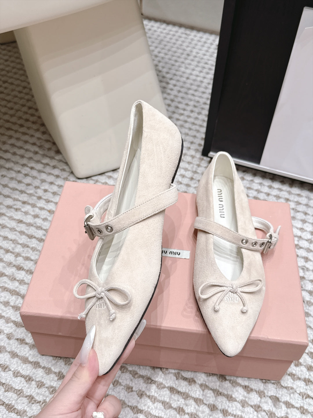 MIUMIU 26S MARY JANE BALLET IN LIGHT BEIGE SUEDE WITH BUCKLE STRAP