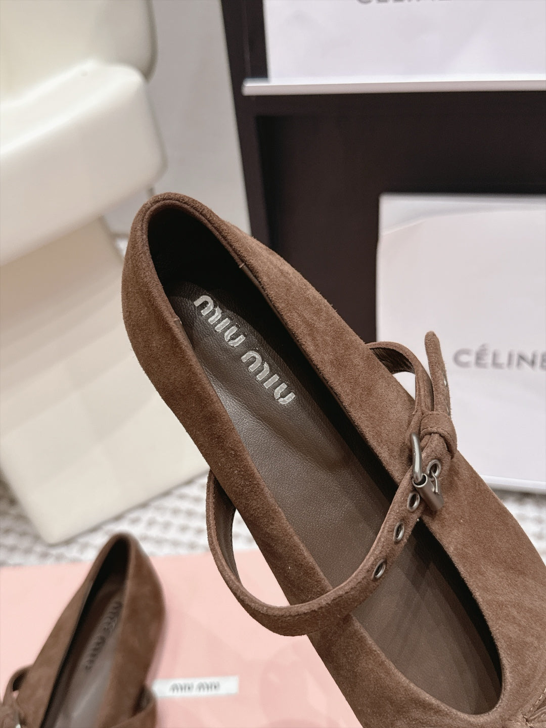 MIUMIU 26S MARY JANE BALLET IN DARK BROWN SUEDE WITH BUCKLE STRAP