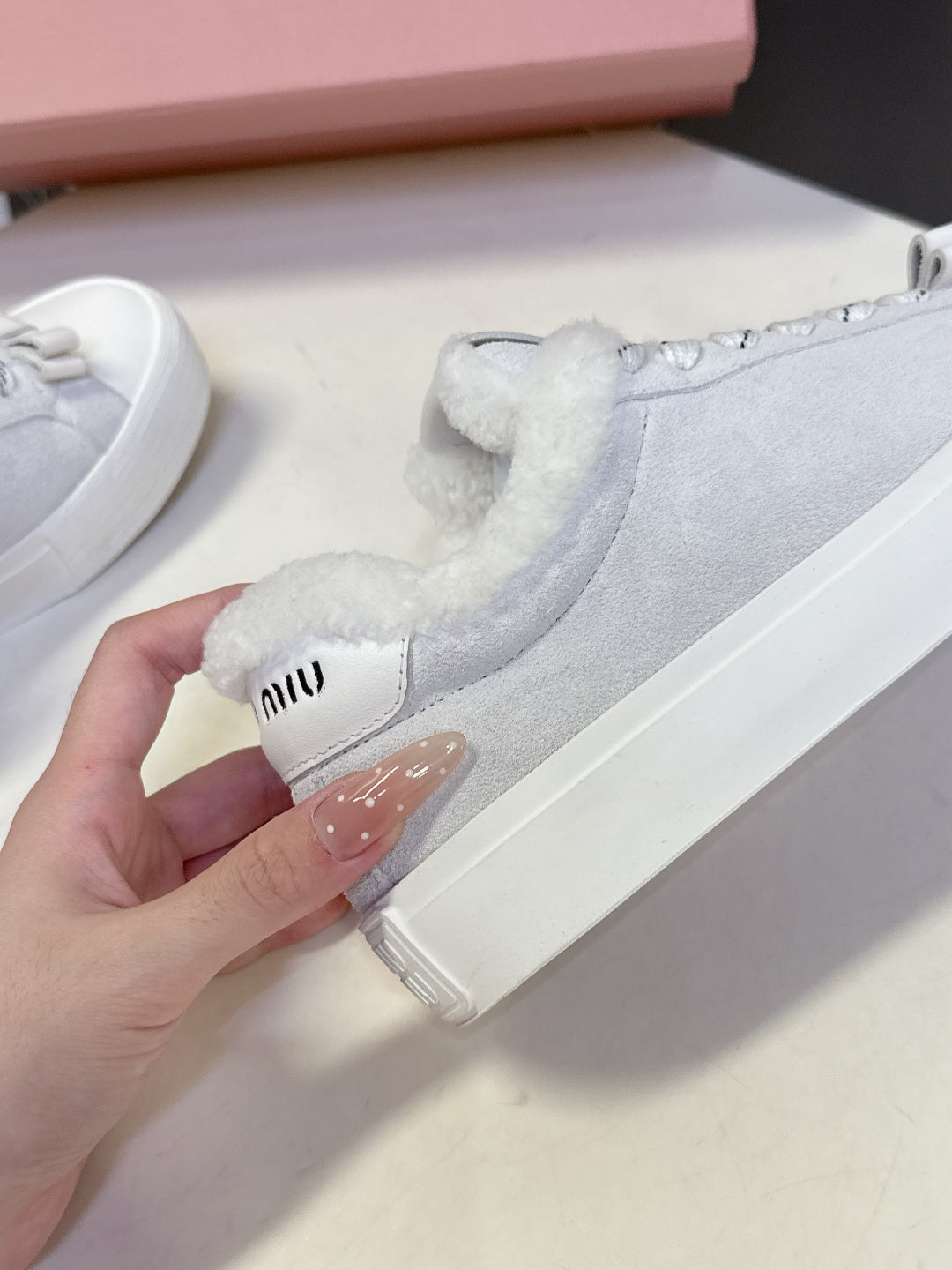 MIUMIU 25S SNEAKERS IN WHITE SUEDE WITH SHEARLING