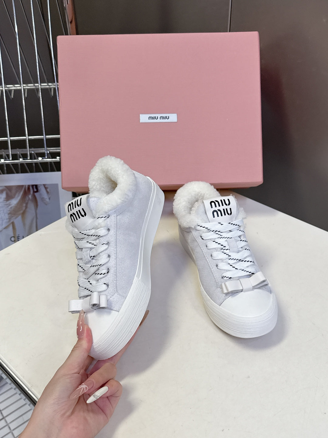 MIUMIU 25S SNEAKERS IN WHITE SUEDE WITH SHEARLING