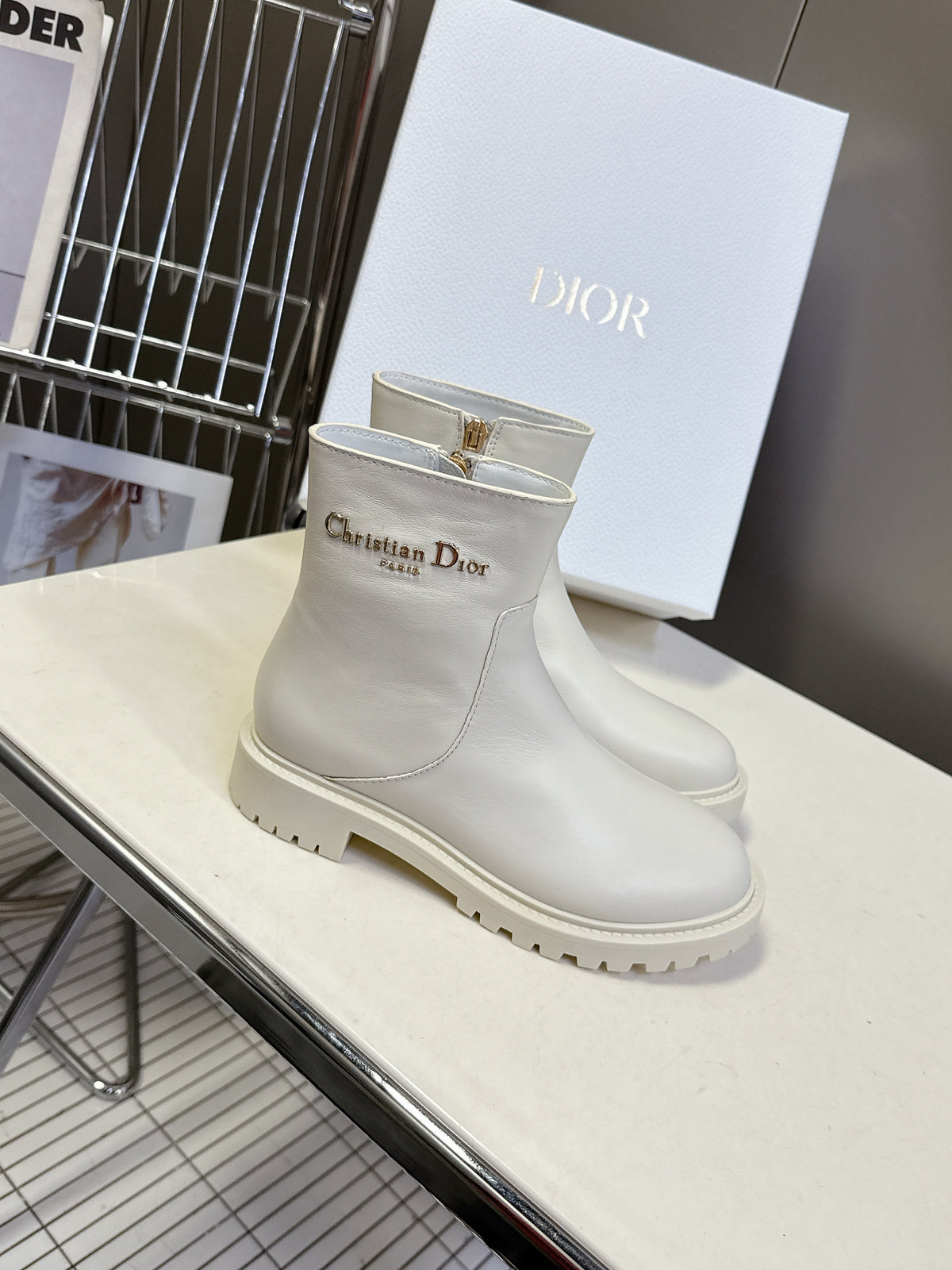 DIOR 25S D-MAJOR ANKLE BOOTS IN WHITE LAMBSKIN WITH GOLD HARDWARE