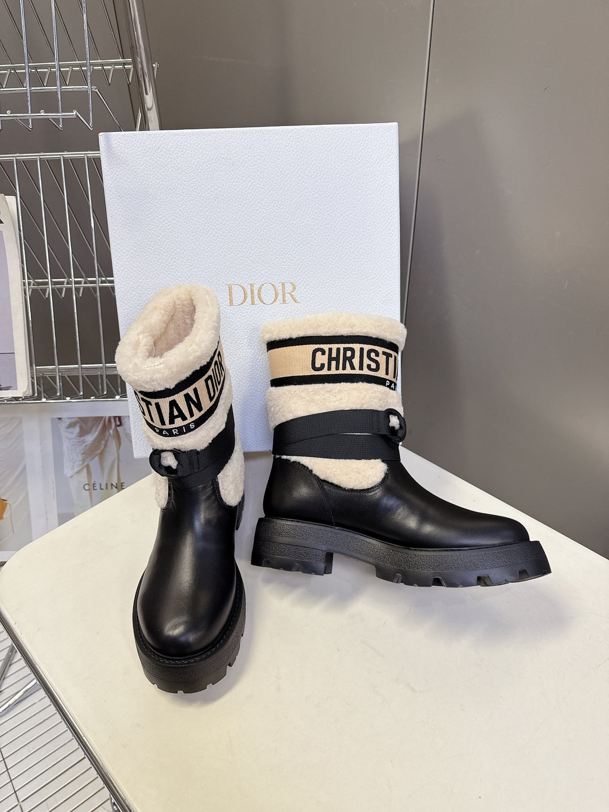 DIOR 25S D-MAJOR ANKLE BOOTS IN BLACK LAMBSKIN AND CREAM WHITE WOOL