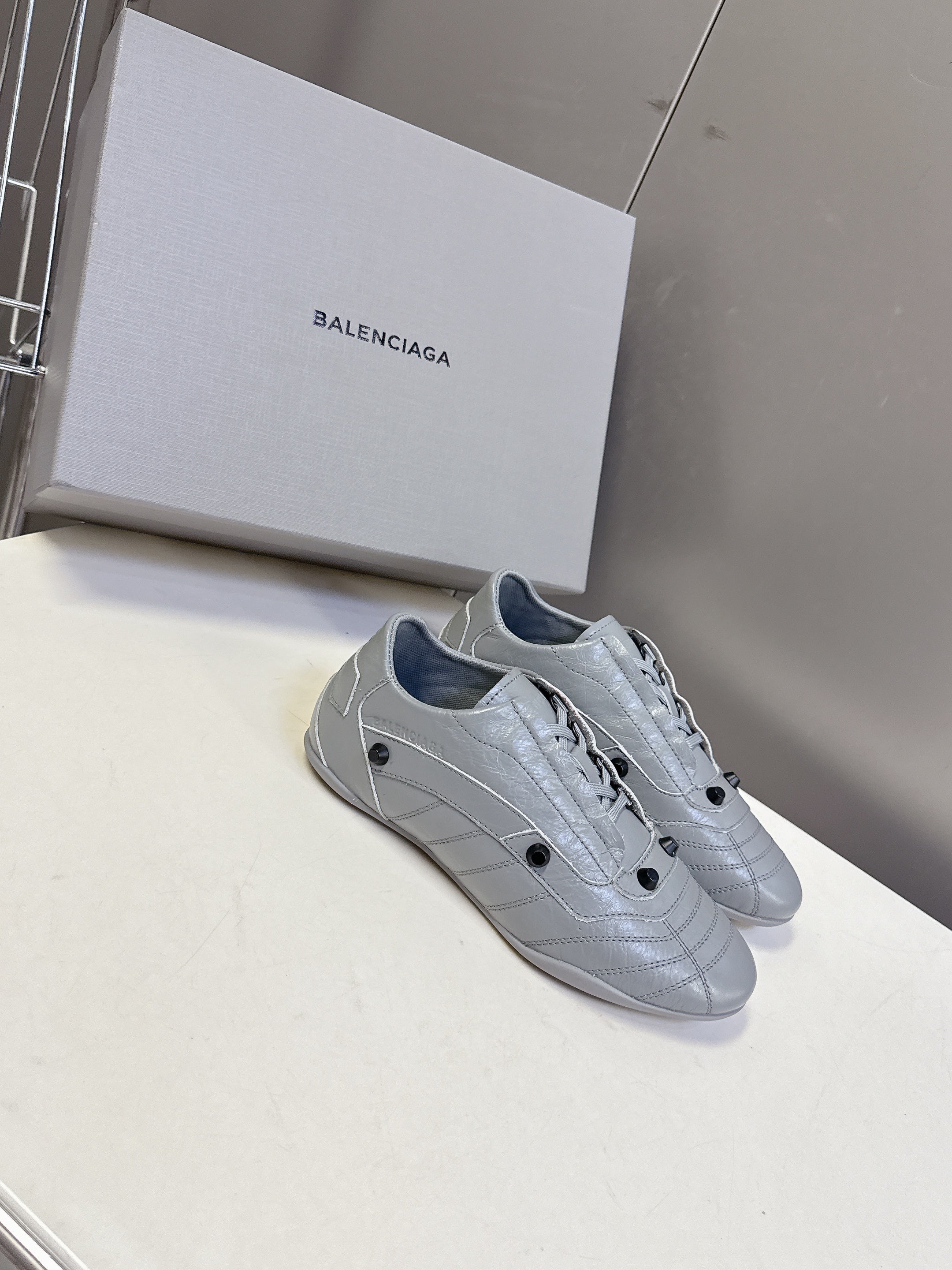 BALENCIAGA 25S SNEAKER IN GREY CALFSKIN