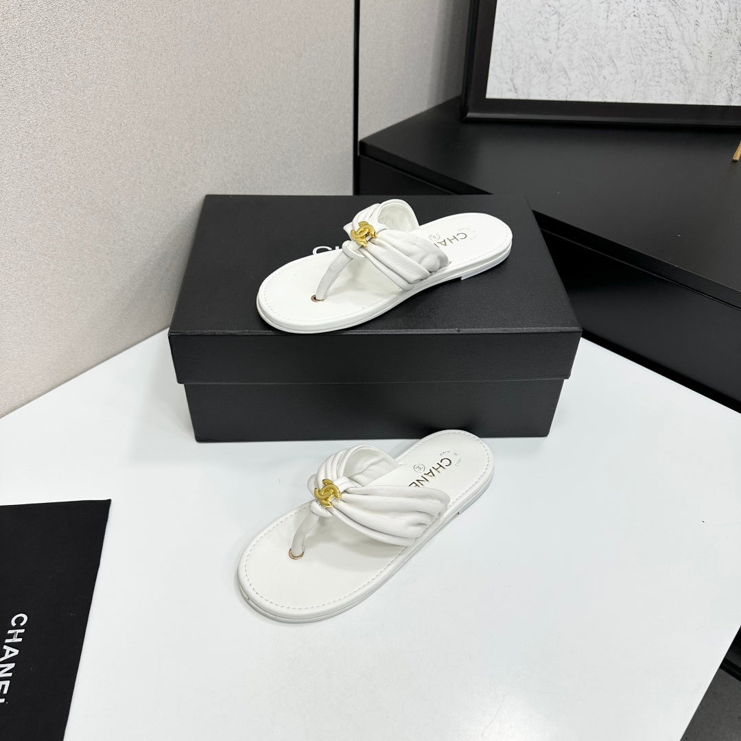 CHANEL 26S THONG SANDALS IN WHITE LAMBSKIN