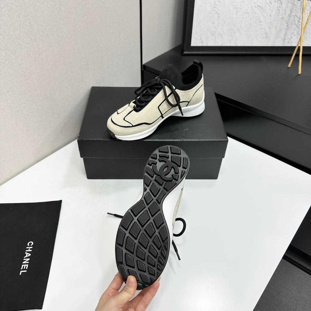 CHANEL 26S SNEAKERS IN BEIGE AND BLACK CALFSKIN