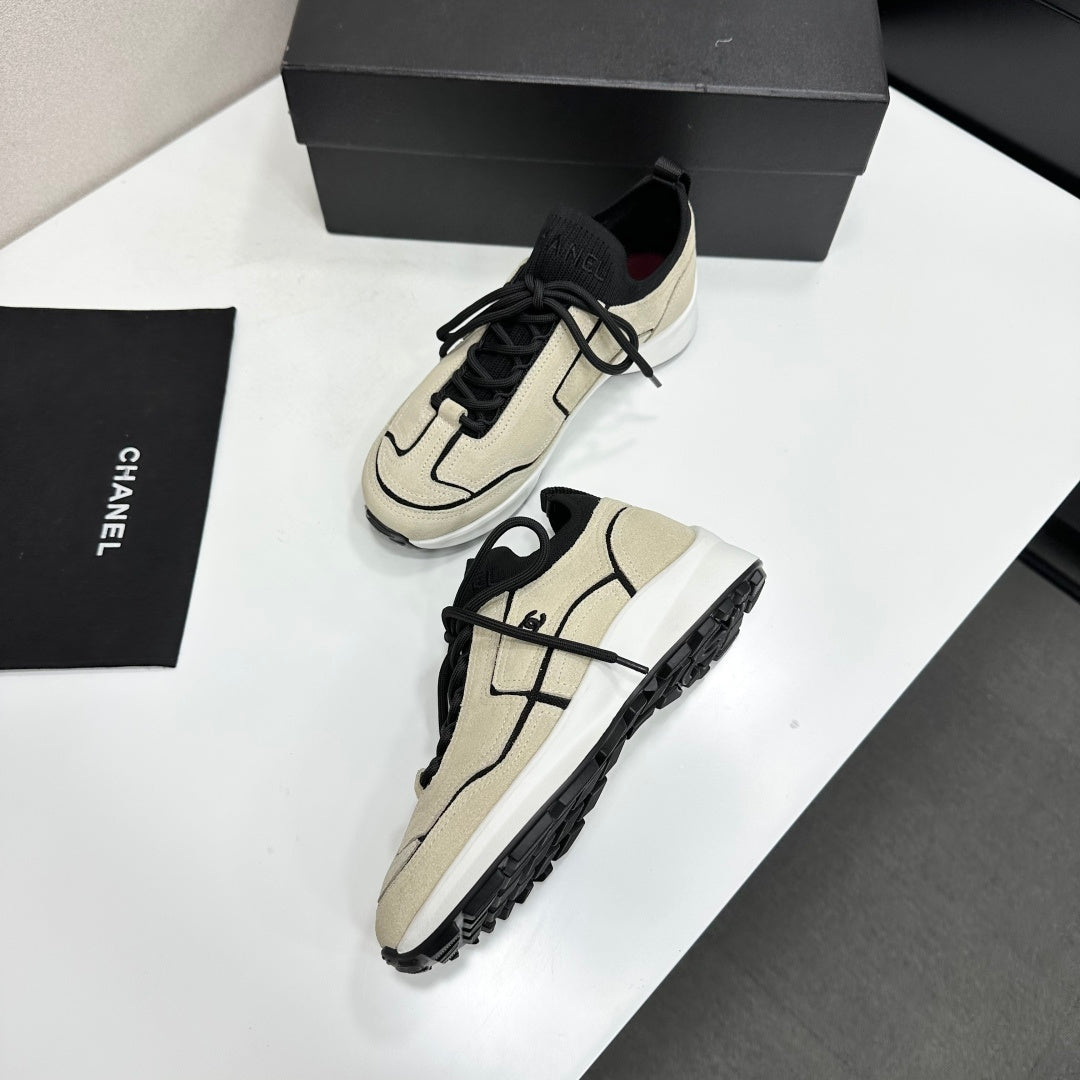 CHANEL 26S SNEAKERS IN BEIGE AND BLACK CALFSKIN