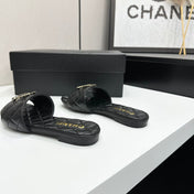 CHANEL 26S SANDALS IN BLACK QUILTED LEATHER