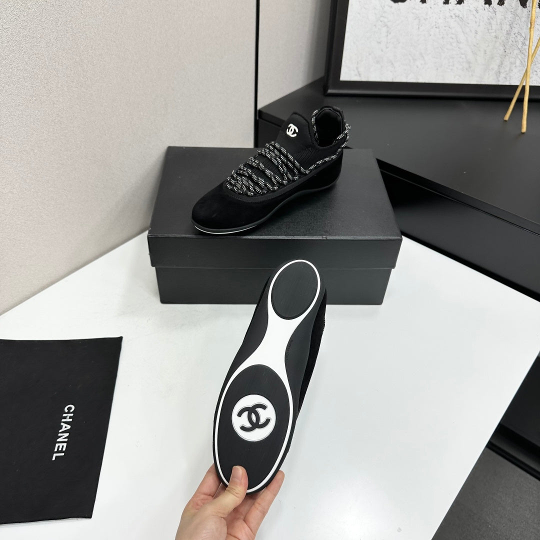 CHANEL 26S SNEAKERS IN BLACK SUEDE AND MESH
