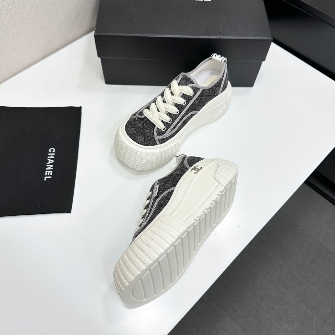 CHANEL 26S CHUNKY SNEAKERS IN GREY DIAMOND-PATTERNED WOVEN FABRIC