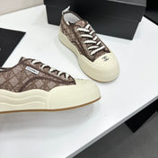 CHANEL 26S PLATFORM SNEAKERS IN BROWN CHECKERED TWEED FABRIC