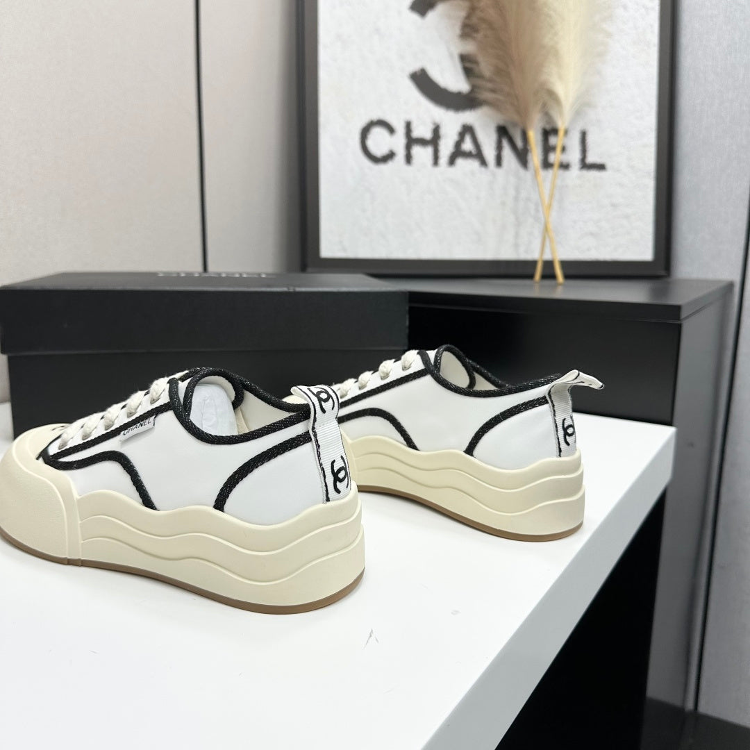 CHANEL 26S PLATFORM SNEAKERS IN WHITE CALFSKIN