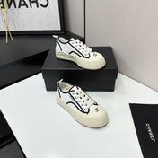 CHANEL 26S PLATFORM SNEAKERS IN WHITE CALFSKIN