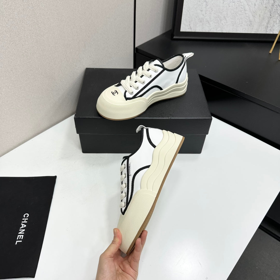 CHANEL 26S PLATFORM SNEAKERS IN WHITE CALFSKIN