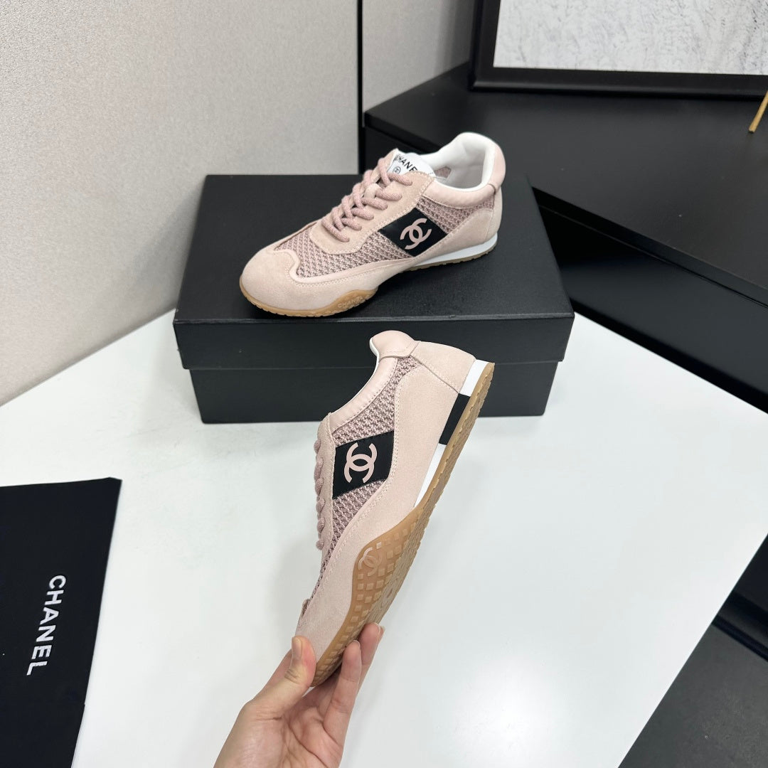 CHANEL 26S SNEAKERS IN LIGHT PINK CALFSKIN AND MESH