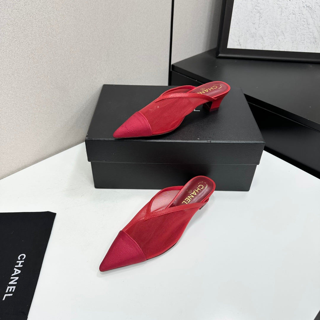 CHANEL 26S HIGH HEELS MULES 35 MM IN RED MESH