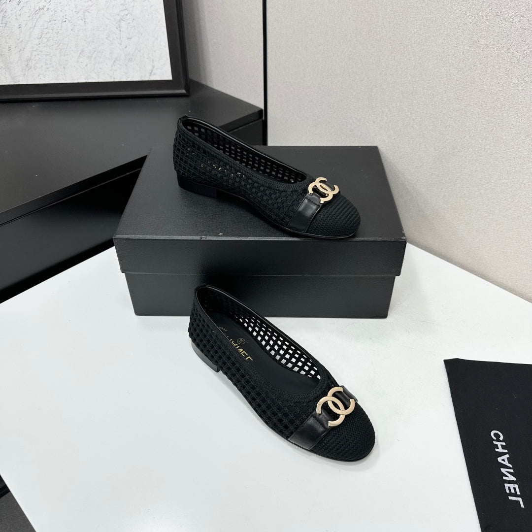 CHANEL 26S TOE FLATS IN BLACK MESH FABRIC