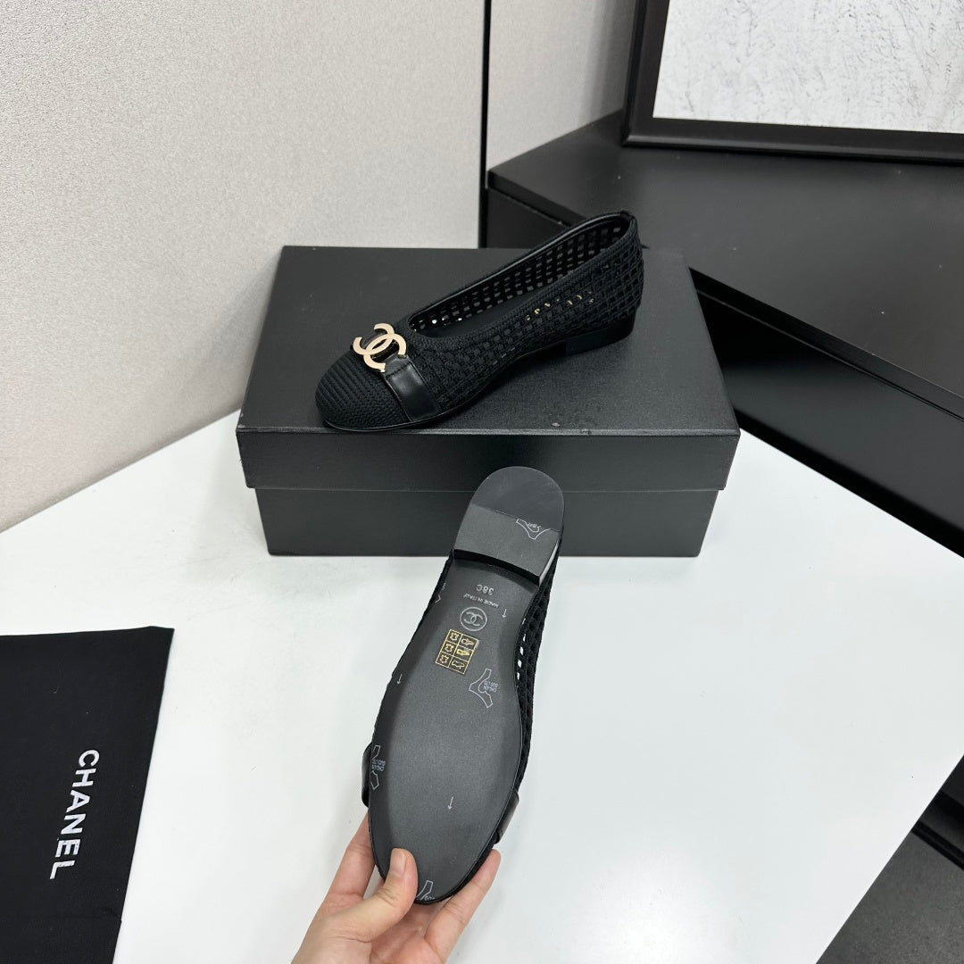 CHANEL 26S TOE FLATS IN BLACK MESH FABRIC