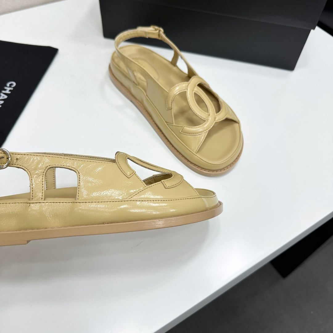 CHANEL 26S FLAT SANDALS IN BEIGE LAMBSKIN