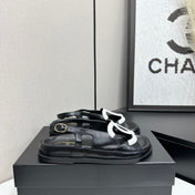 CHANEL 26S FLAT SANDALS IN BLACK LAMBSKIN WITH WHITE OVERSIZED CC LOGO