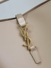 YSL 25S LE 5 À 7 BUCKET 26 IN NUDE CALFSKIN GOLD HARDWRE