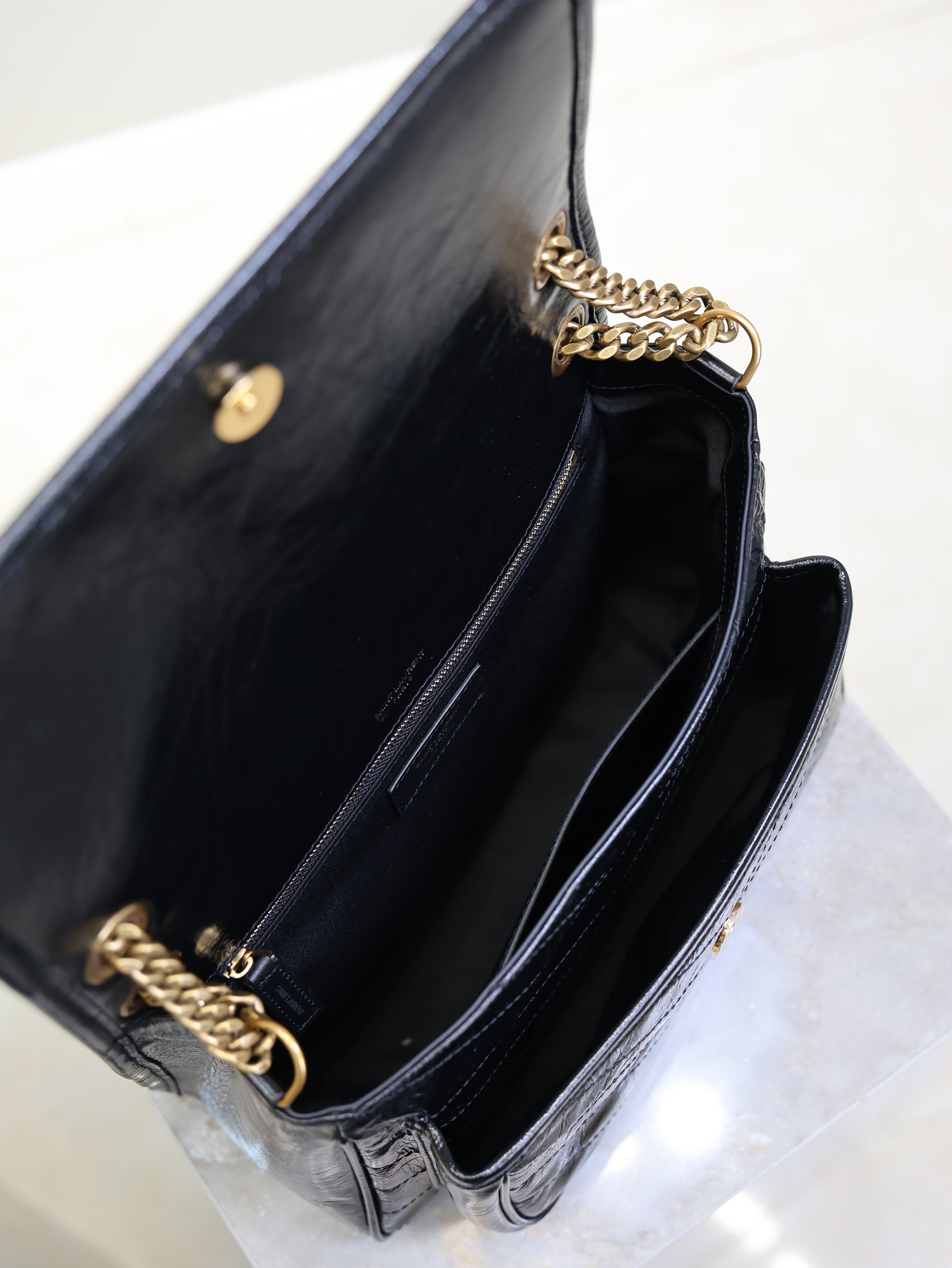 YSL 25S NIKI MM BAG 28 IN BLACK GLOSSY CALFSKIN GOLD HARDWARE