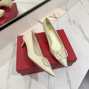 VALENTINO 26S HIGH HEELS 45 MM IN CREAM WHITE SMOOTH CALFSKIN