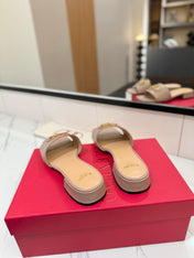 VALENTINO 26S SANDALS IN BEIGE SMOOTH CALFSKIN WITH GOLD HARDWARE
