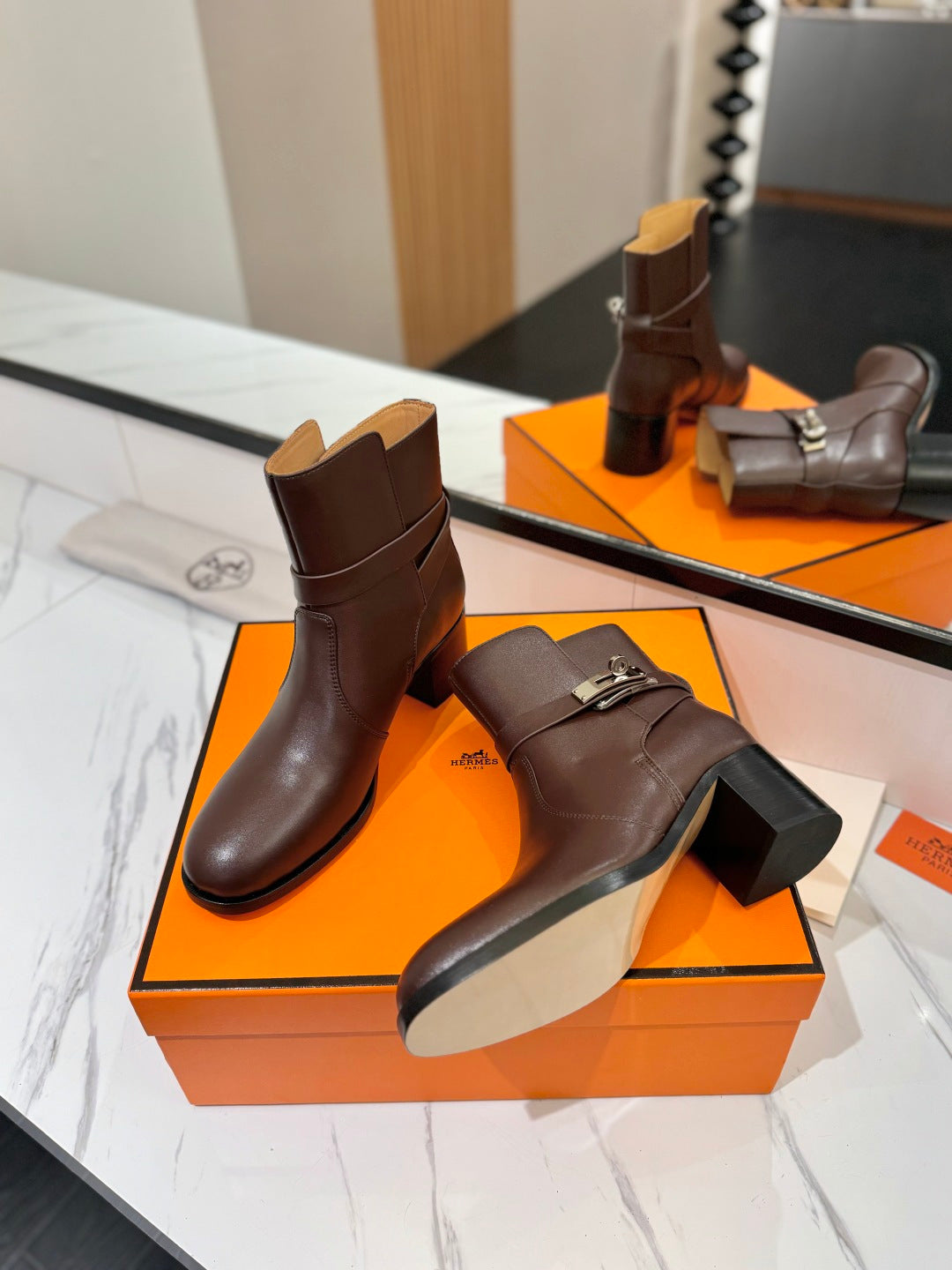 HM 26S ANKLE BOOTS 55 MM IN DARK BROWN CALFSKIN