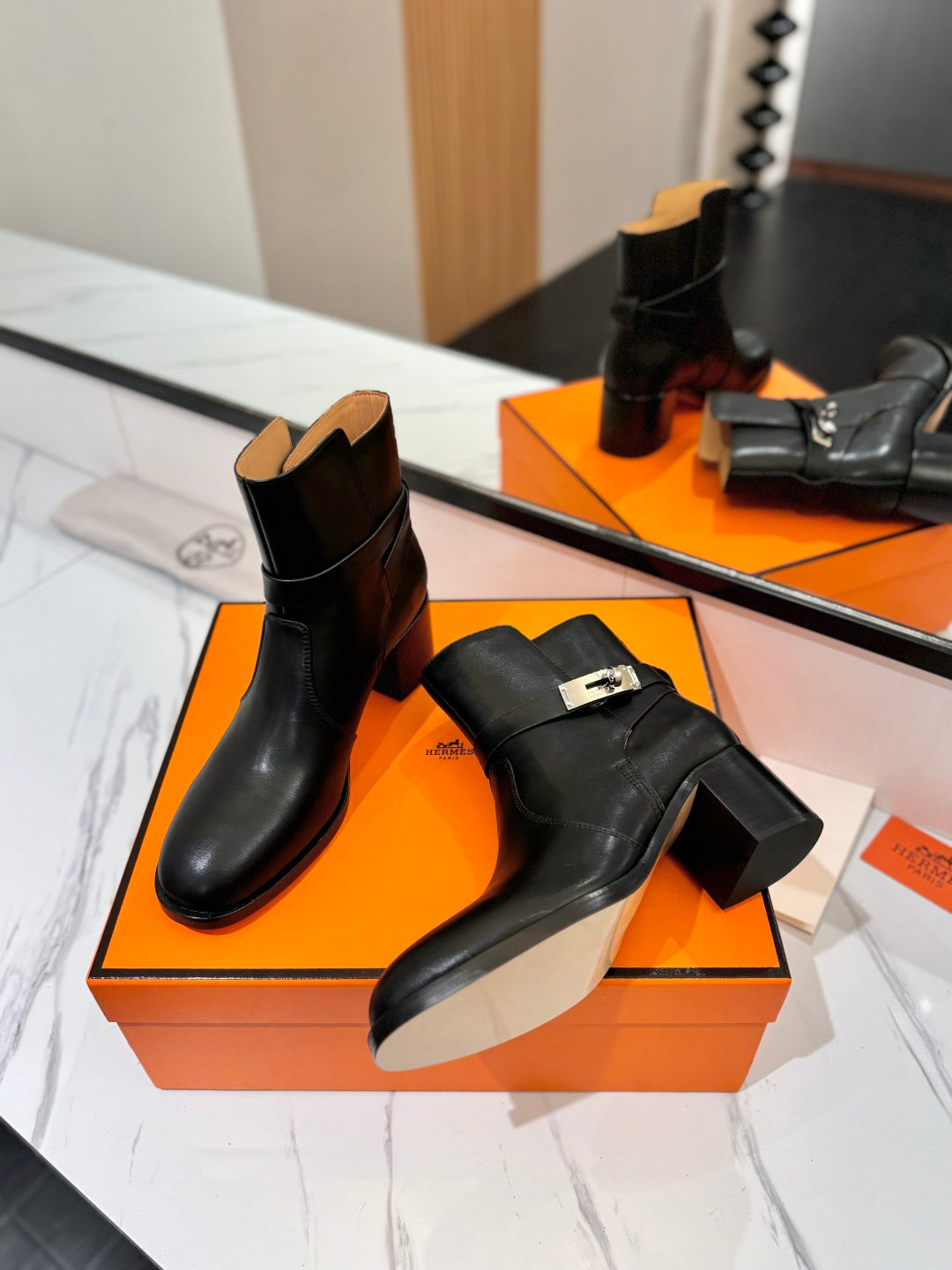 HM 26S ANKLE BOOTS 55 MM IN BLACK CALFSKIN