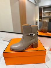 HM 26S ANKLE BOOTS 55 MM IN GREYISH BEIGE CALFSKIN