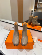 HM 26S ANKLE BOOTS 55 MM IN GREYISH BEIGE CALFSKIN