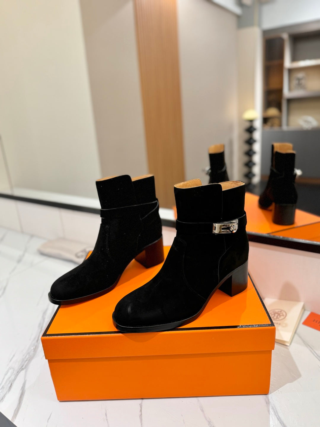 HM 26S ANKLE BOOTS 55 MM IN BLACK SUEDE