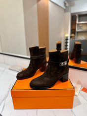 HM 26S ANKLE BOOTS 55 MM IN DARK BROWN SUEDE