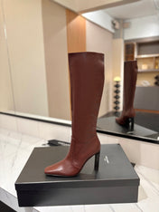 YSL 26S KNEE-HIGH BOOTS 95 MM IN BROWN CALFSKIN