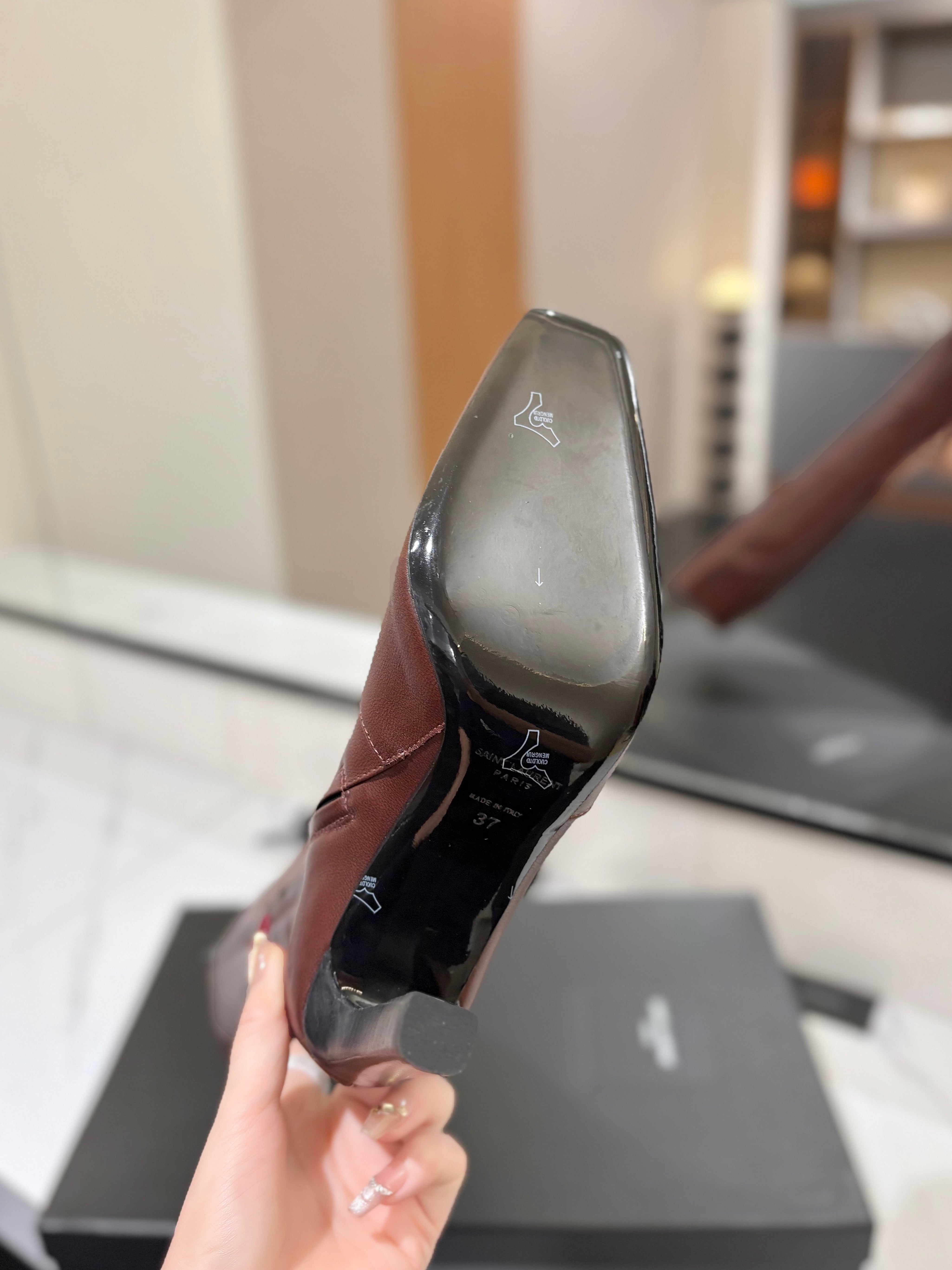 YSL 26S KNEE-HIGH BOOTS 95 MM IN BROWN CALFSKIN