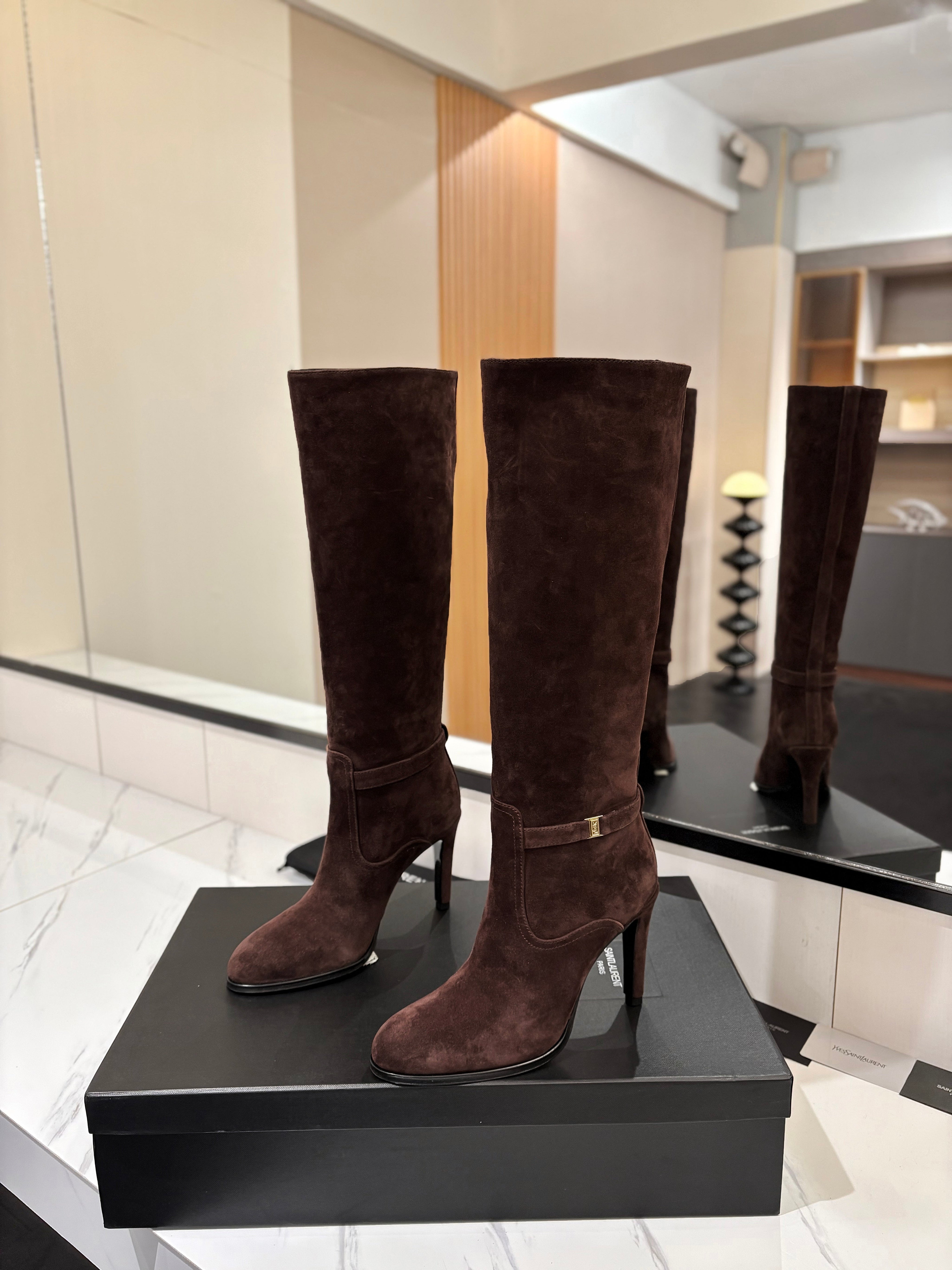 YSL 26S KNEE-HIGH BOOTS 90 MM IN DARK BROWN SUEDE