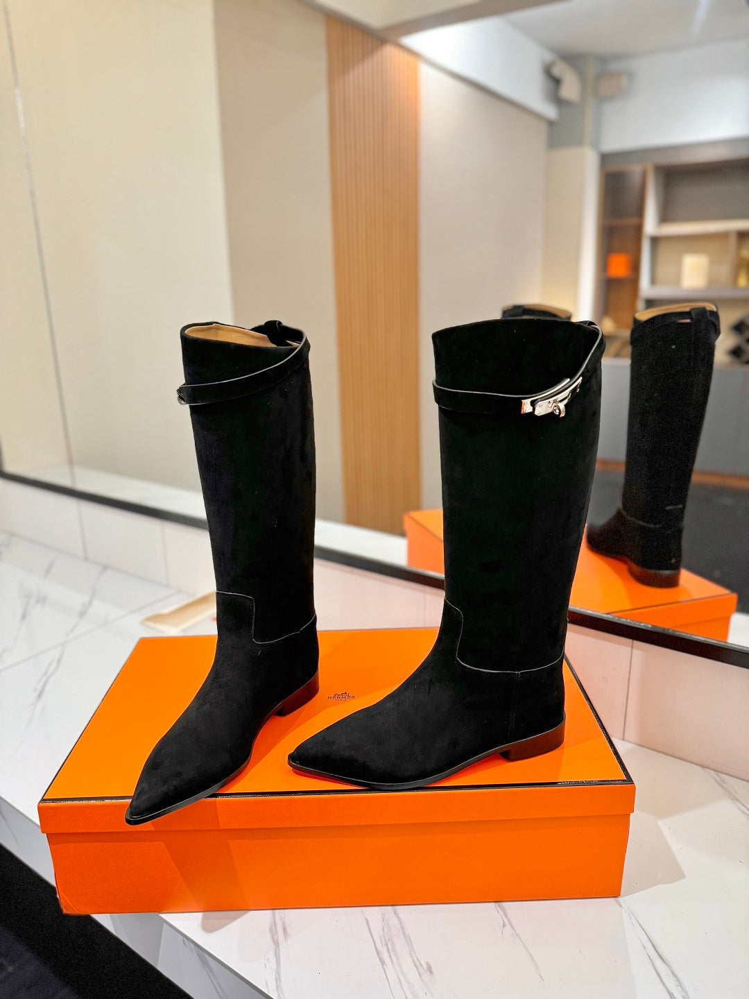 HM 26S JUMPING BOOTS IN BLACK SUEDE