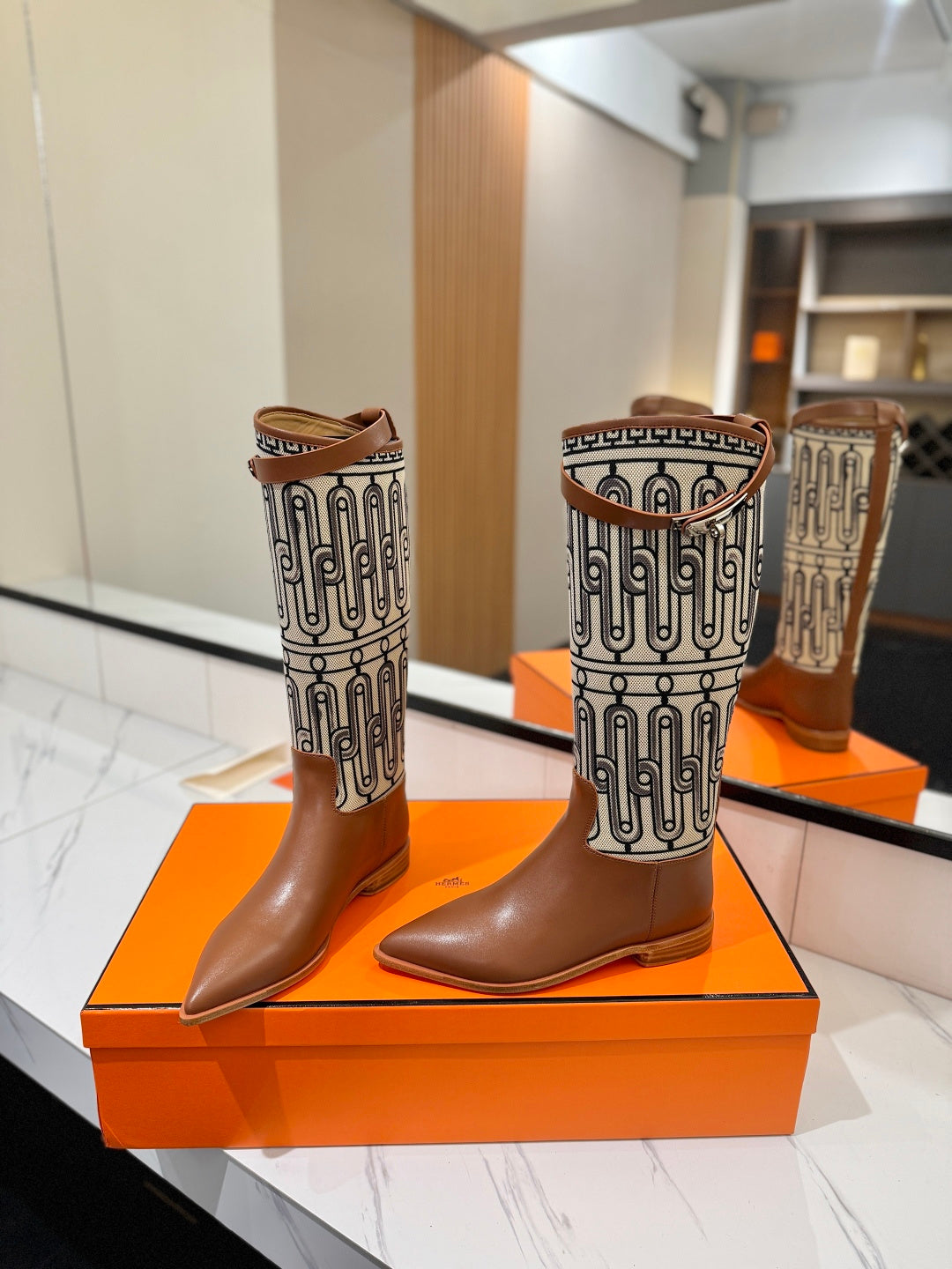 HM 26S JUMPING BOOTS IN BROWN CALFSKIN AND BEIGE CANVAS