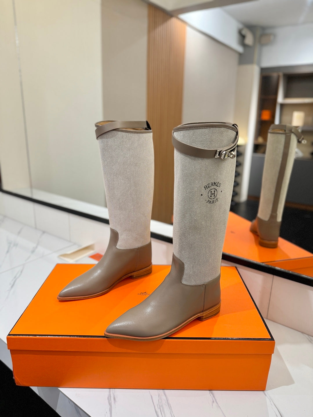 HM 26S JUMPING BOOTS IN DARK GREY CALFSKIN AND BEIGE CANVAS WITH SILVER HARDWARE