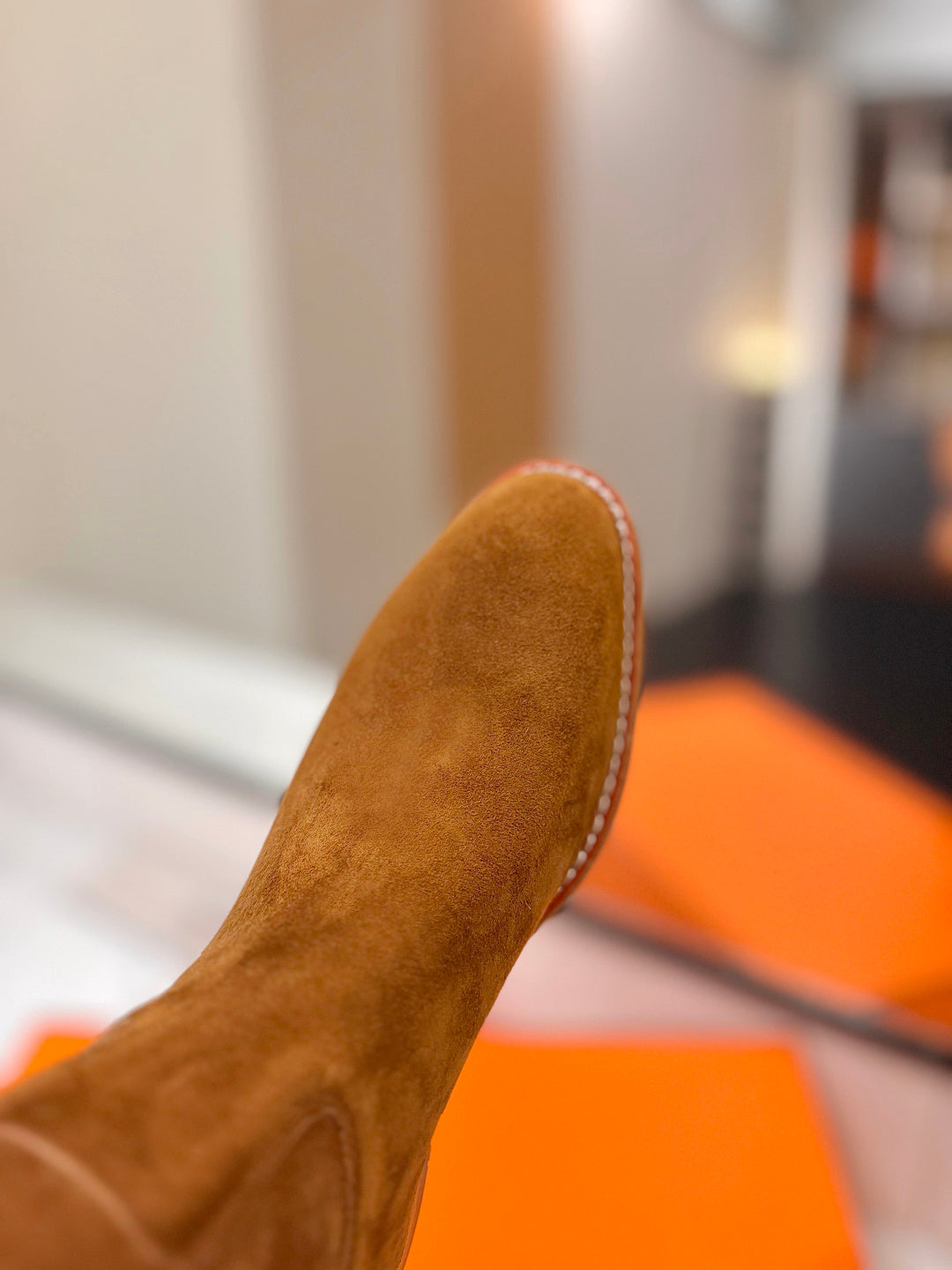 HM 26S PERFORATED HIGH-TOP BOOTS IN BROWN SUEDE