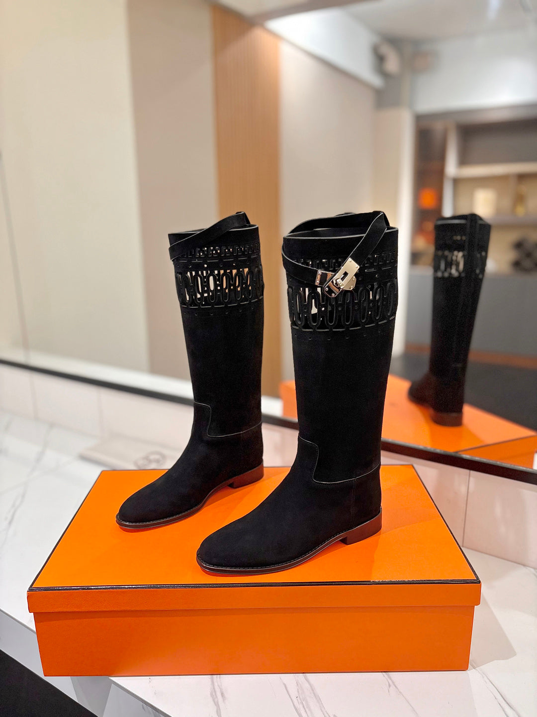 HM 26S PERFORATED HIGH-TOP BOOTS IN BLACK SUEDE