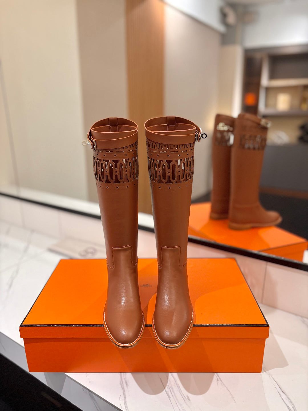 HM 26S PERFORATED HIGH-TOP BOOTS IN COGNAC BROWN CALFSKIN