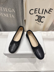 CELINE 26S BALLET FLATS IN BLACK CALFSKIN WITH BOW