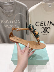 AQUAZZURA 26S FLORAL APPLIQUE THONG SANDALS IN BROWN CALFSKIN