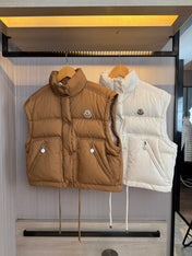MONCLER 25S CONVERTIBLE JACKET IN WHITE 034