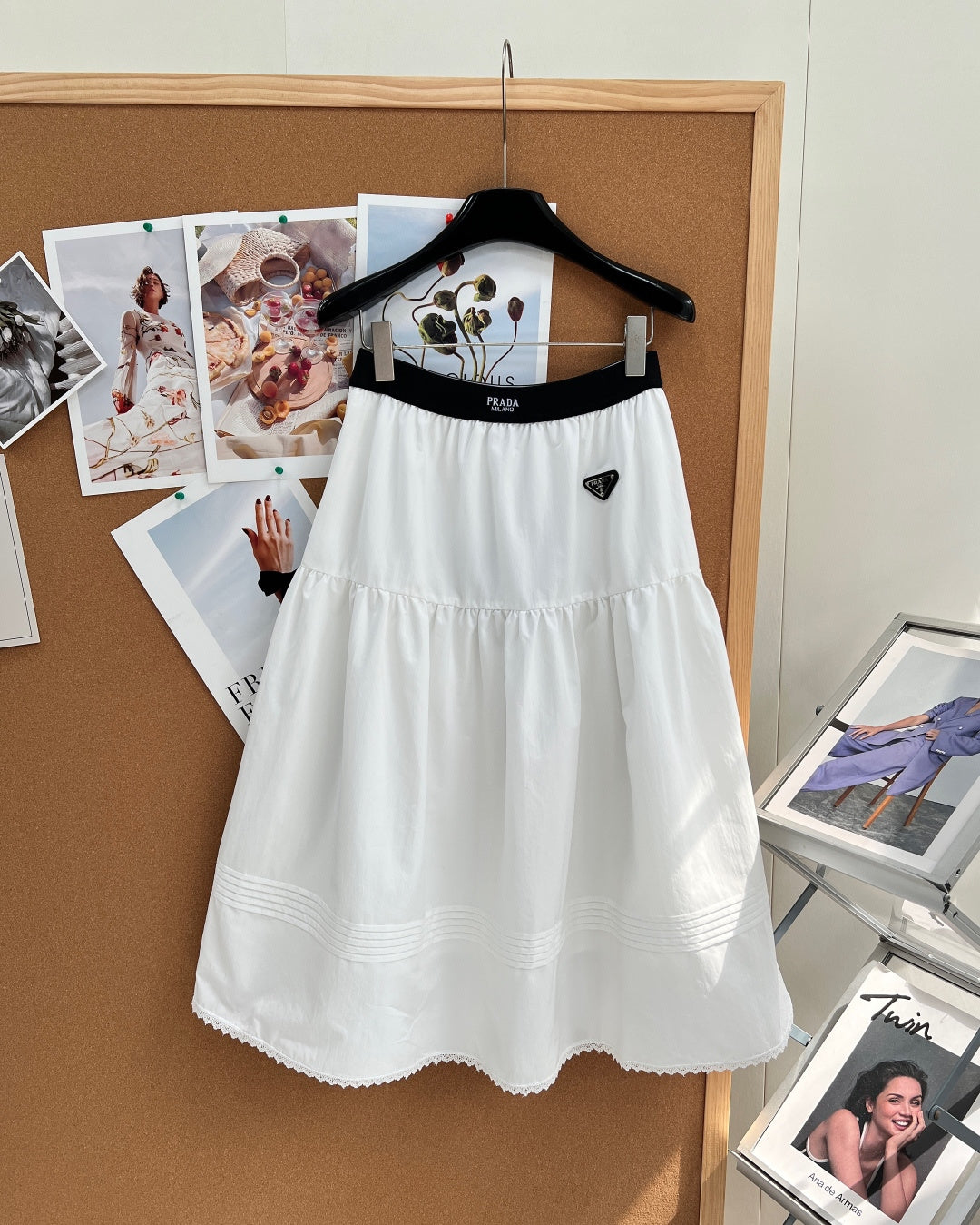 PRADA 26S SKIRT STYLE 982