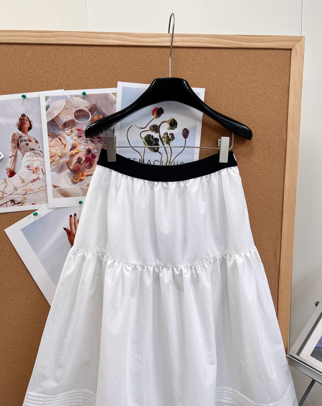 PRADA 26S SKIRT STYLE 982